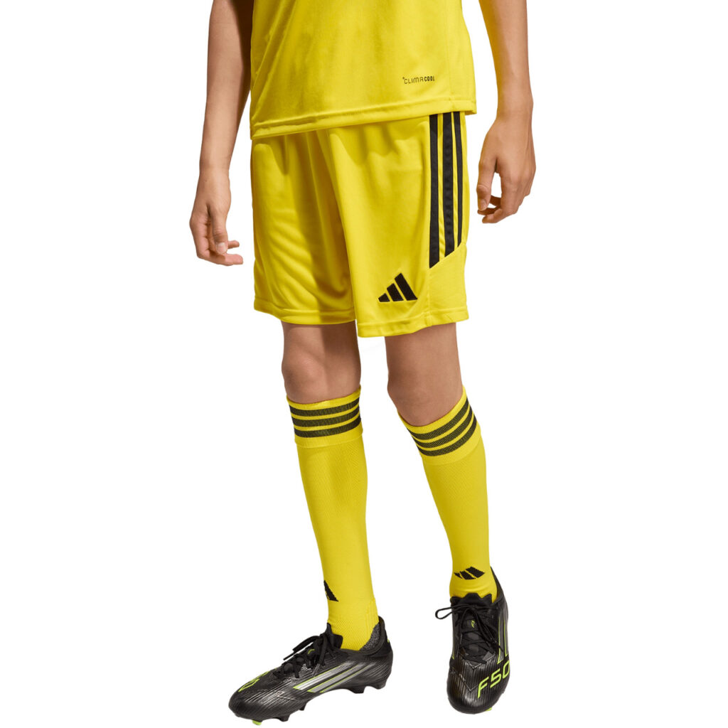 Spodenki dla dzieci adidas Tiro 26 League żółte KA8822